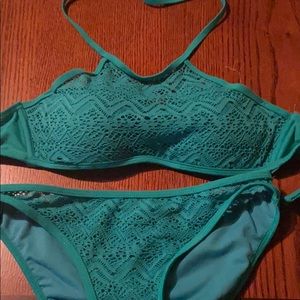 turquoise bikini